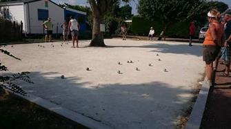 terrain de pétanques  